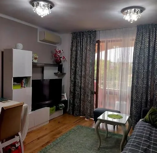 прекрасные с видом на море в центре *