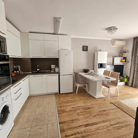 прекрасные с видом на море в центре Apartament