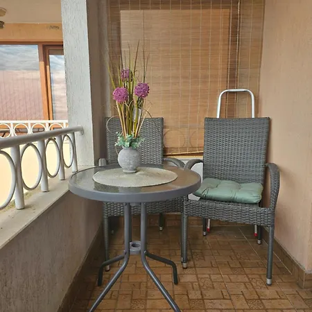 прекрасные с видом на море в центре Apartment *