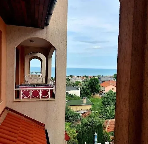 прекрасные с видом на море в центре Apartment Byala (Varna)